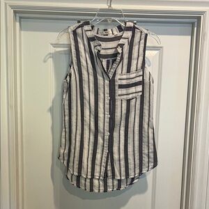 dylan💙 Blue and White Striped Sleeveless Button-Down Shirt